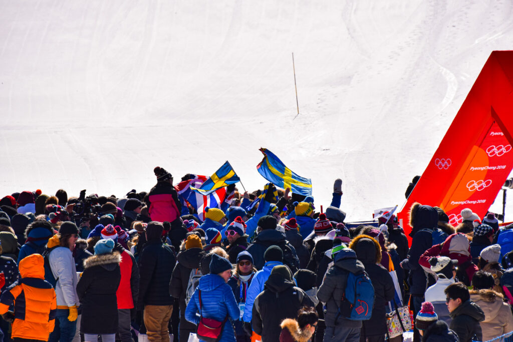 Spectators at the PyeongChang Olympics Women's Freestyle Skiing Slopestyle event