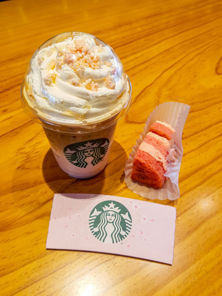 Cherry blossom-themed latte and cake from Starbucks in Korea